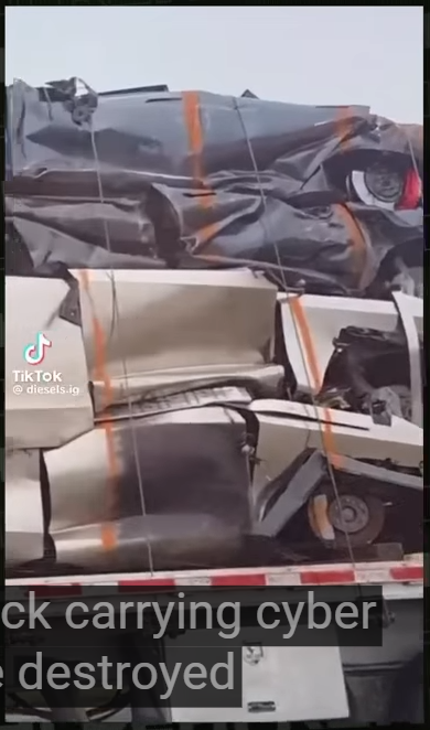 5-rltzaftd8-00-12-06-ukraine-new-neptune-missiles-burn-russia-trump-is-putins-puppet-ukraine-update-later-but-here-is-a-truck-carrying-cyber-trucks-that-are-de2.png