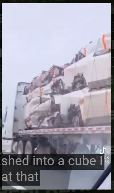 5-rltzaftd8-00-12-11-ukraine-new-neptune-missiles-burn-russia-trump-is-putins-puppet-ukraine-update-going-to-be-fully-squashed-into-a-cube-i-think-look-at-that1.png